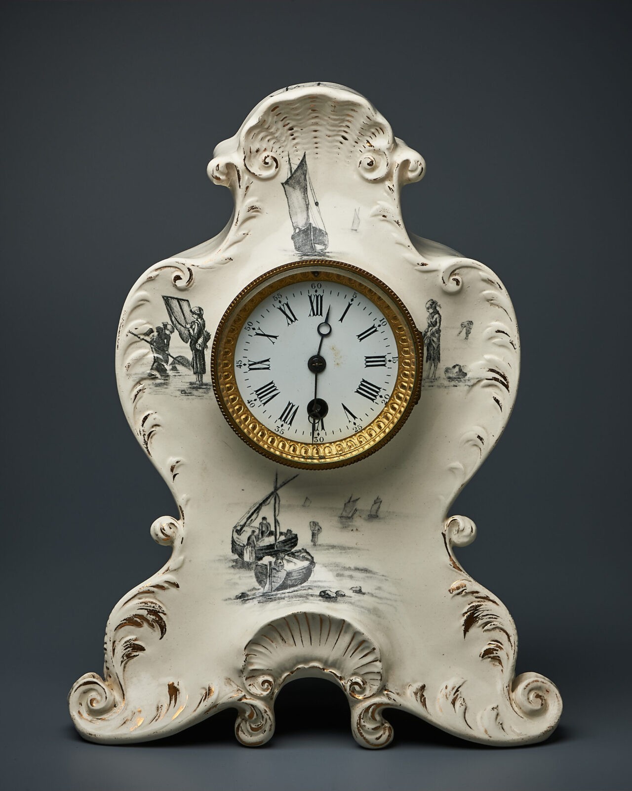 Антикварные часы