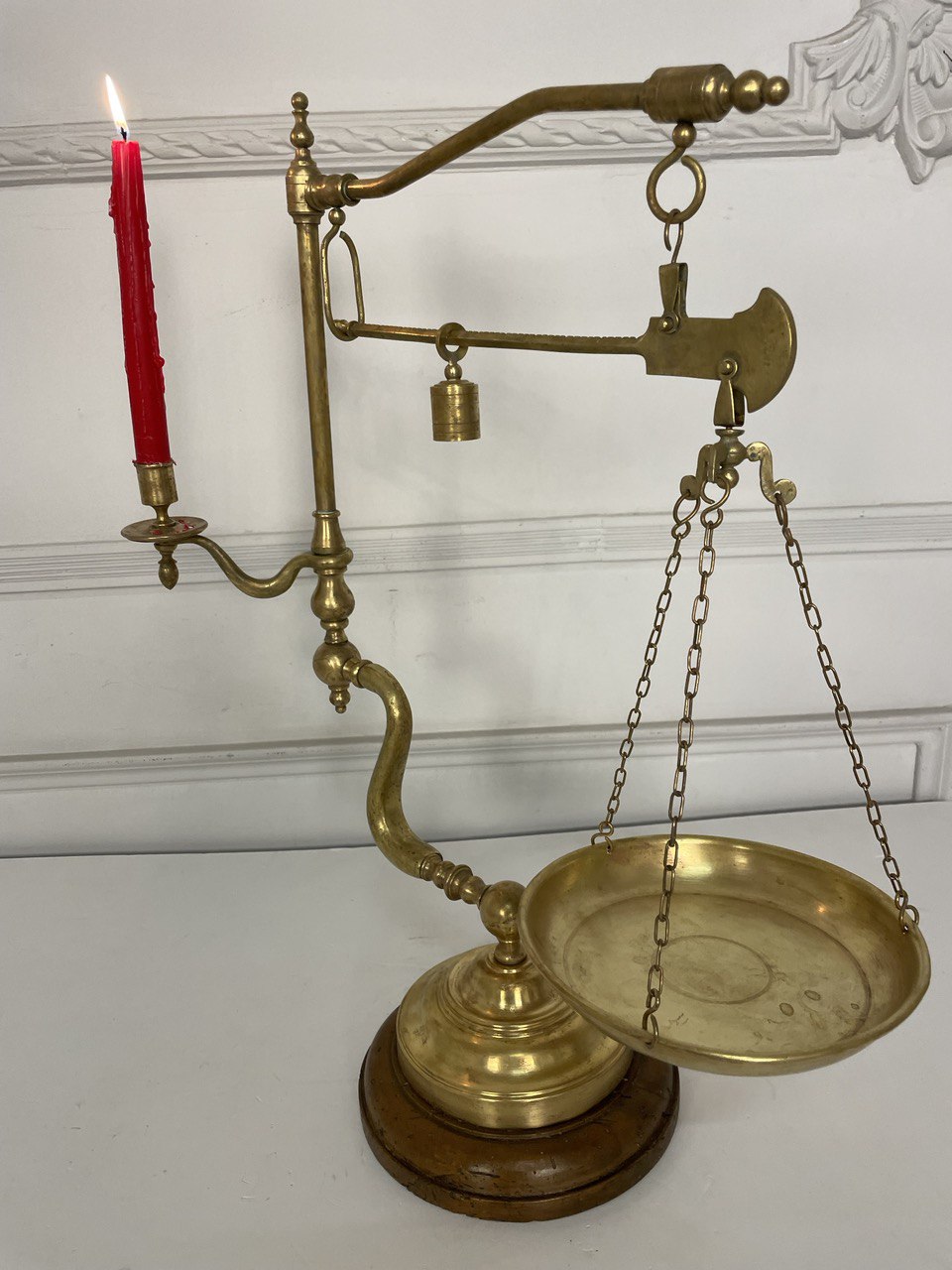 Антикварные весы