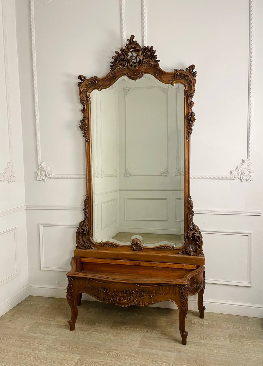 Антикварное напольное зеркало Louis XV