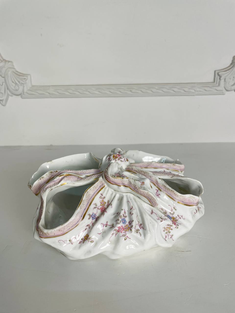 Антикварная Ваза