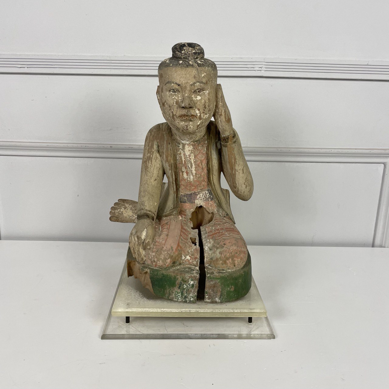 Антикварная скульптура