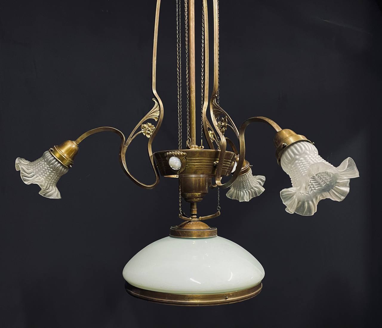 Люстра Ар-нуво