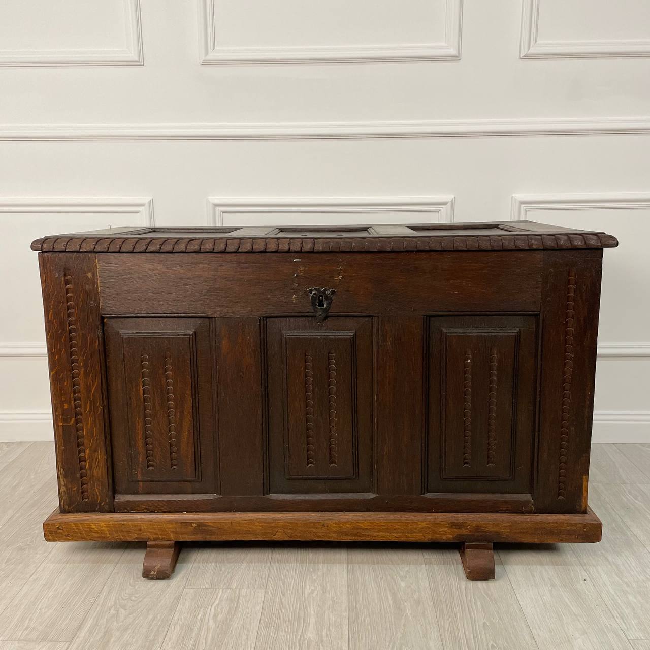 Антикварный сундук