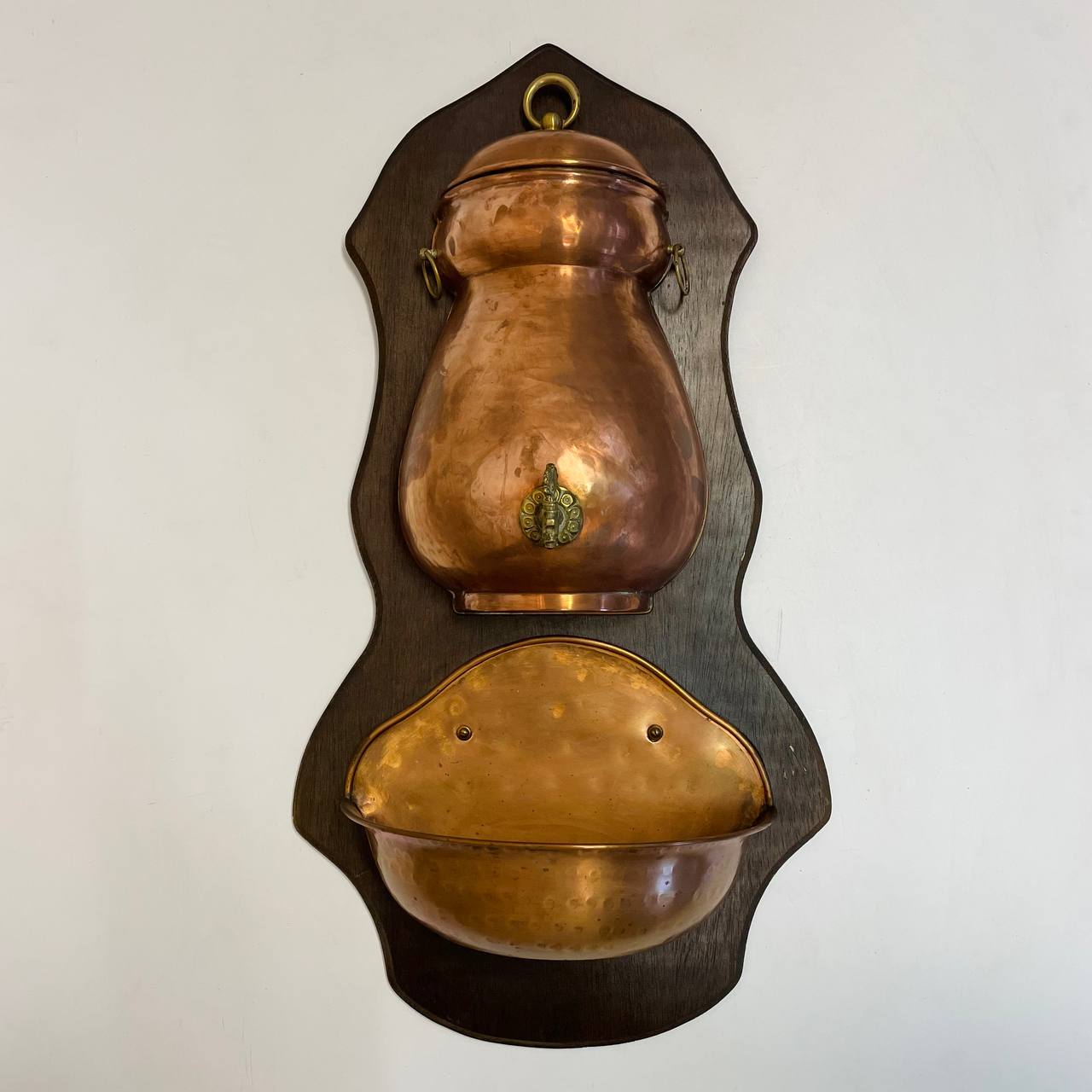 Старинный умывальник