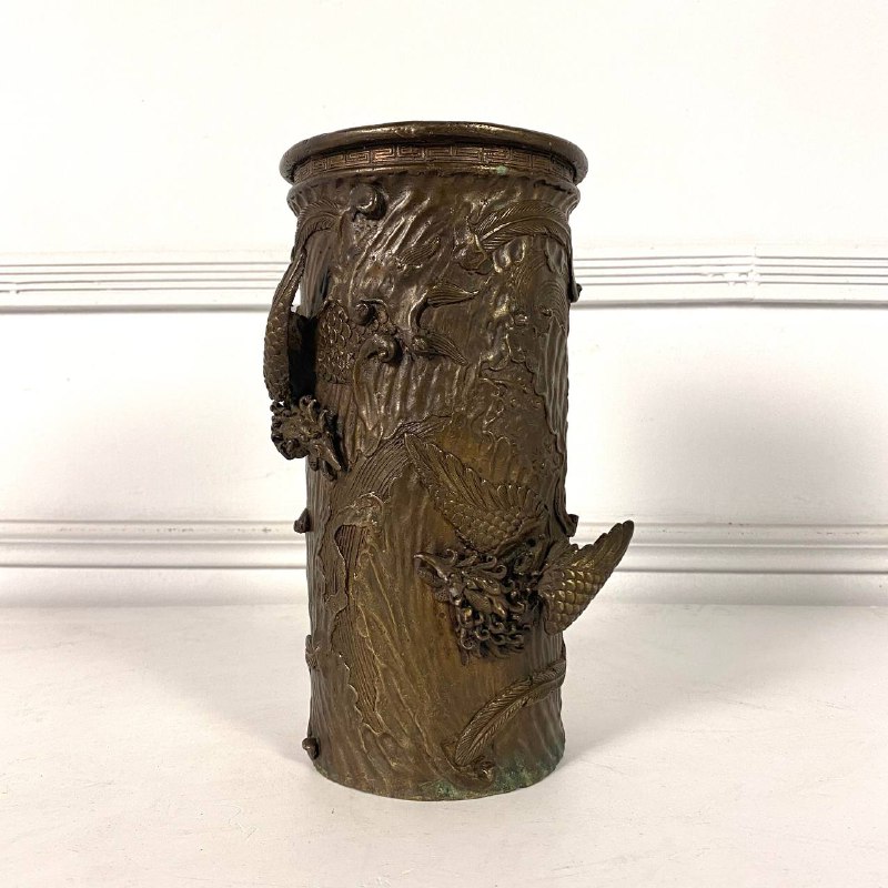 Антикварная ваза