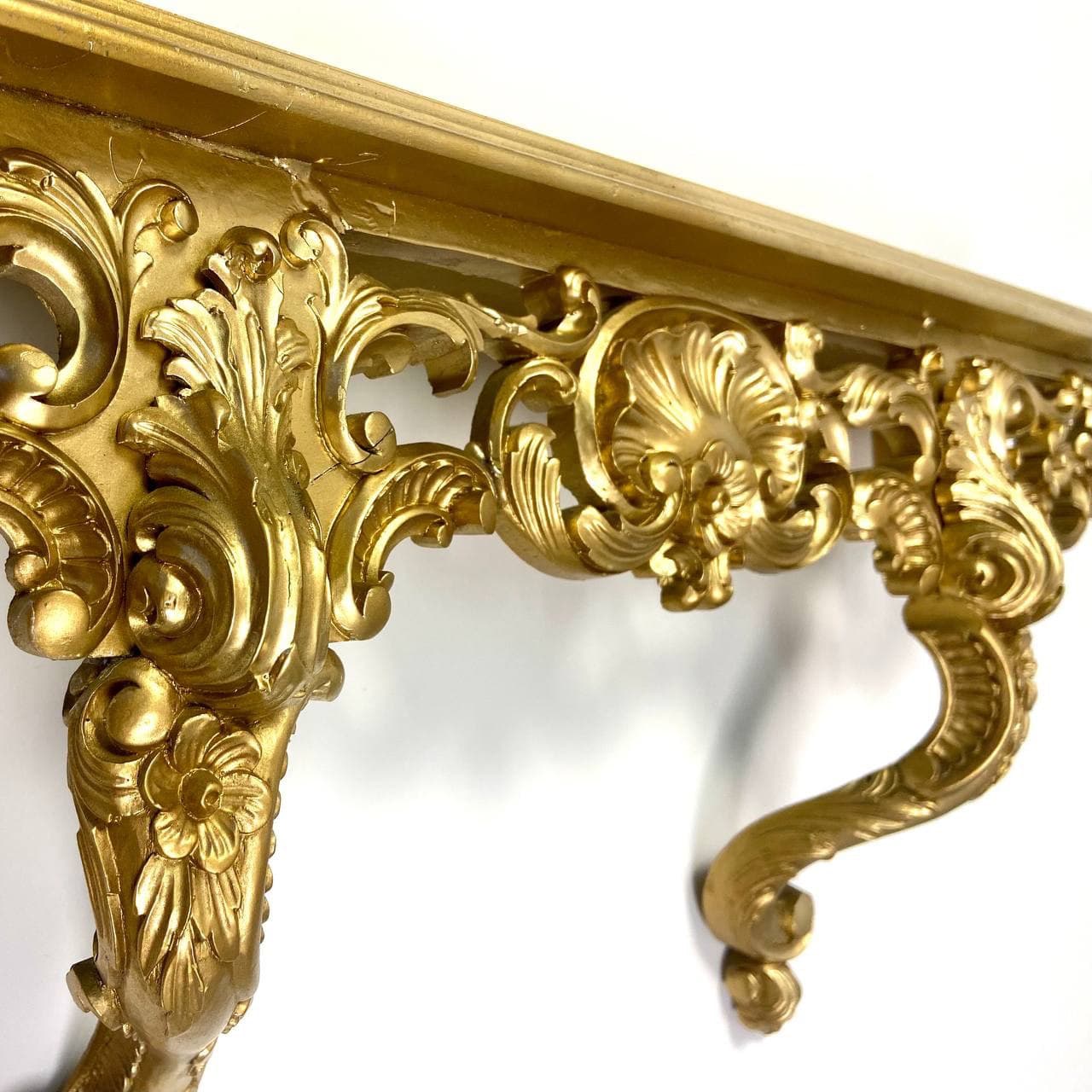 Антикварная консоль