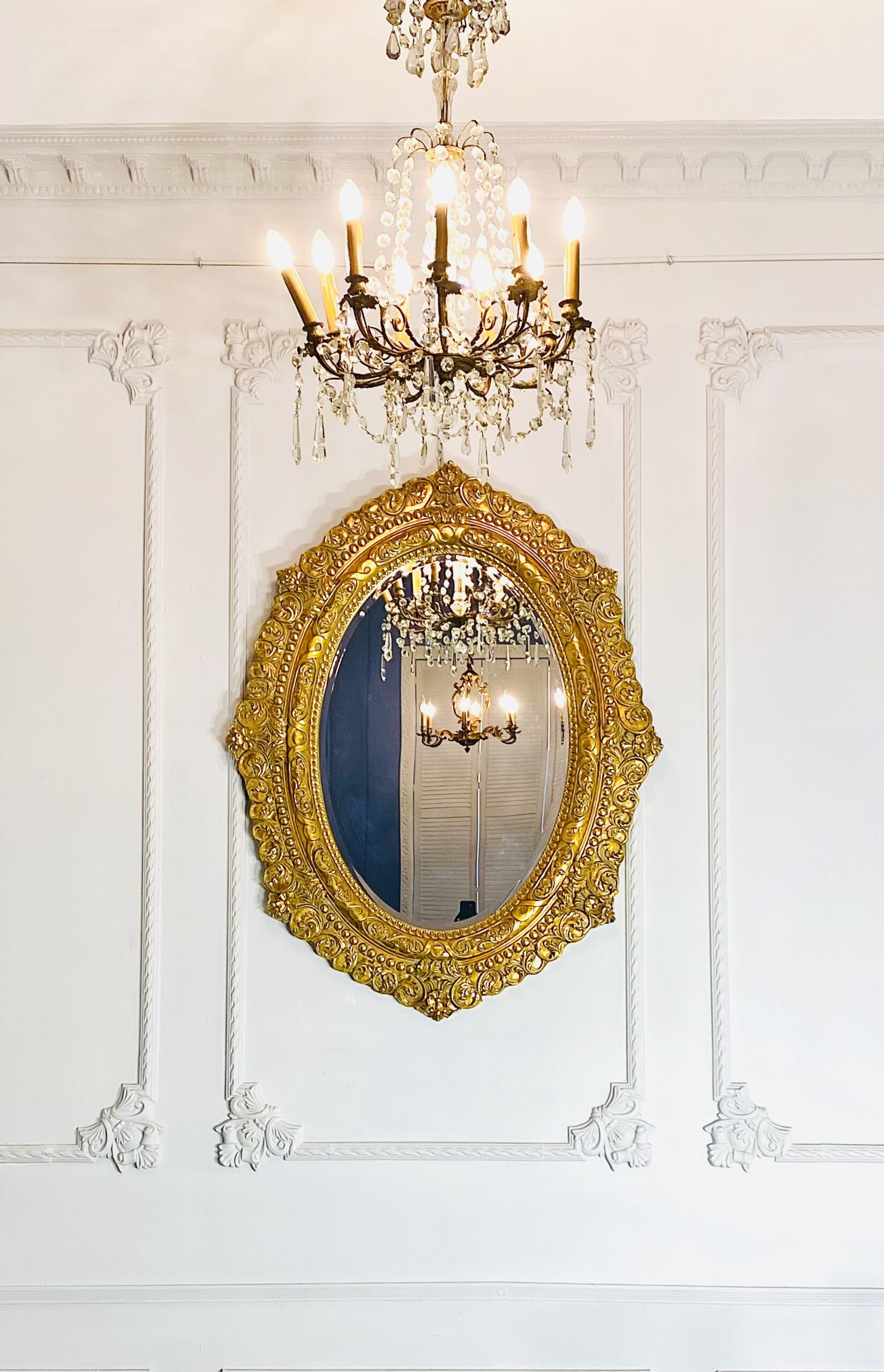 Антикварное зеркало.