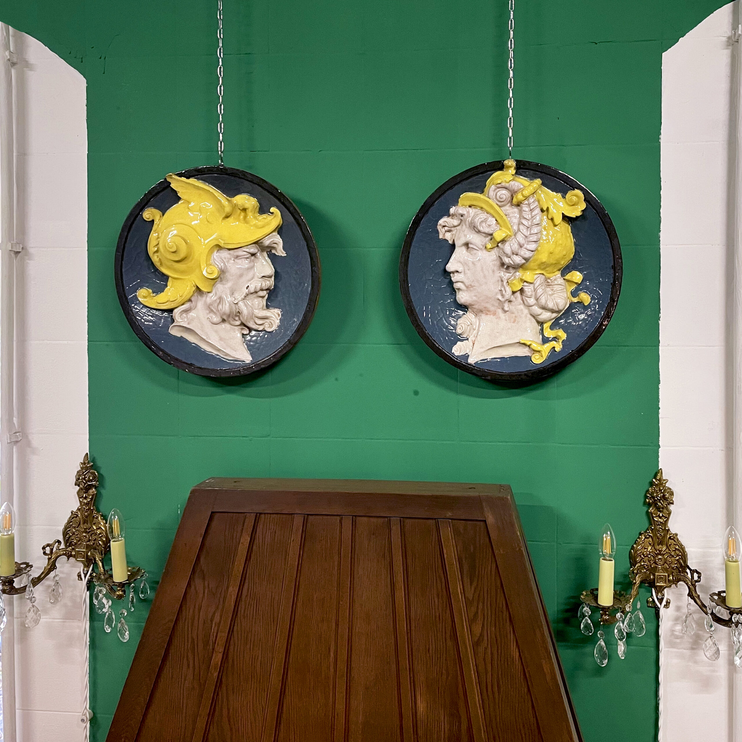 Рельефы с фасада виллы Перрюссон