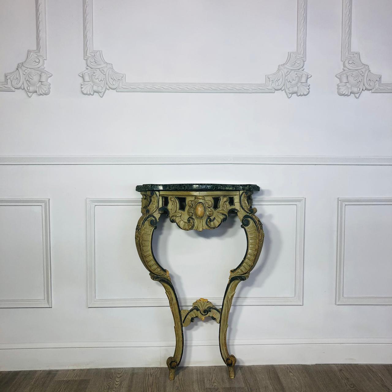 Консоль антикварная середины XIX века.
