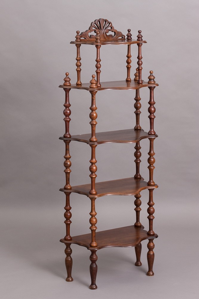 Антикварная этажерка.