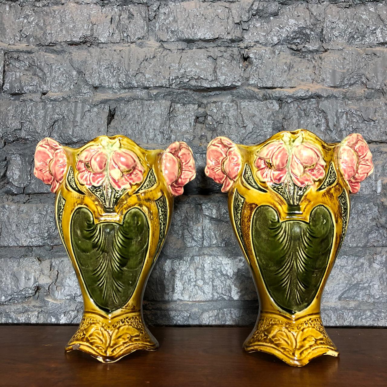 Парные антикварные Вазы «Маки» периода Ар-Нуво, начало XX века.