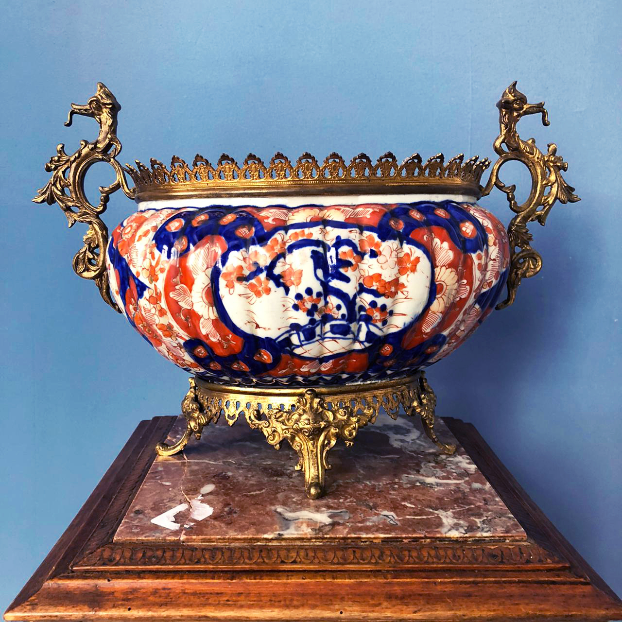 Ваза-кашпо антикварная "Имари".