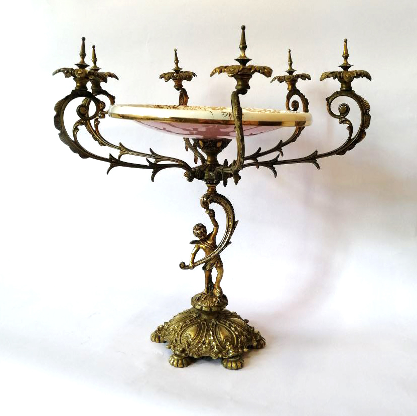 Ваза антикварная, центр стола, середины XX века.