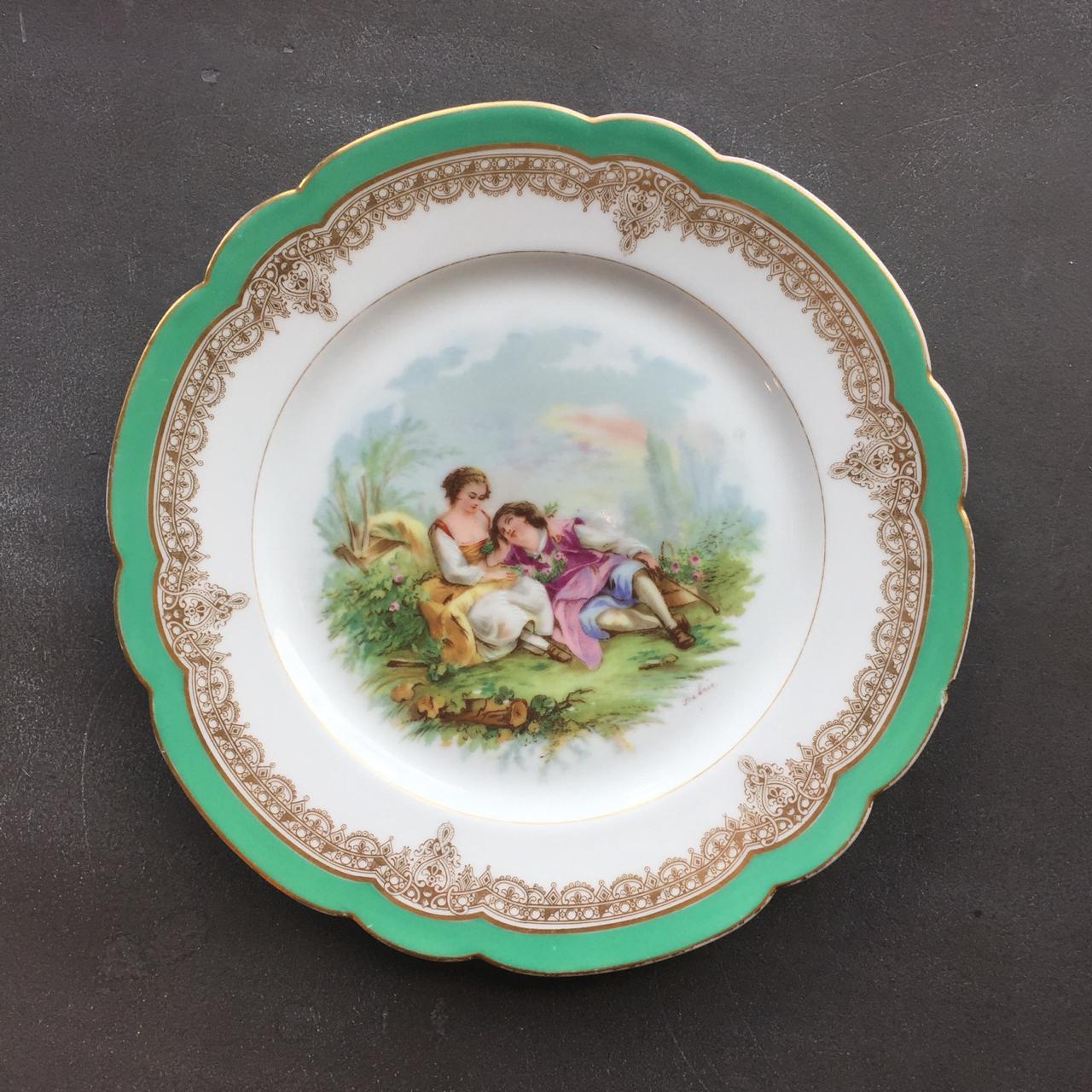 Винтажная тарелка