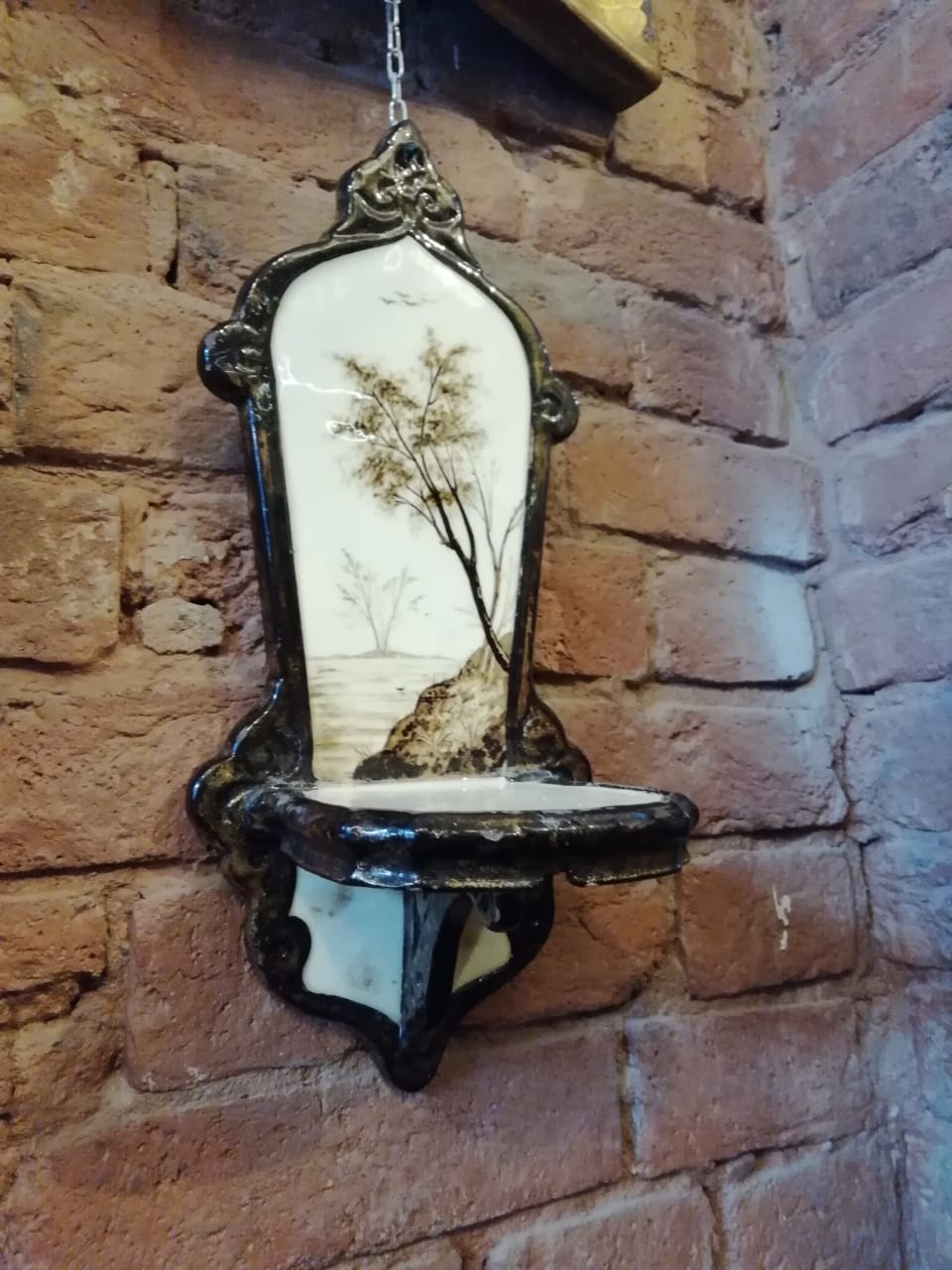 Полочка керамическая антикварная XX века.