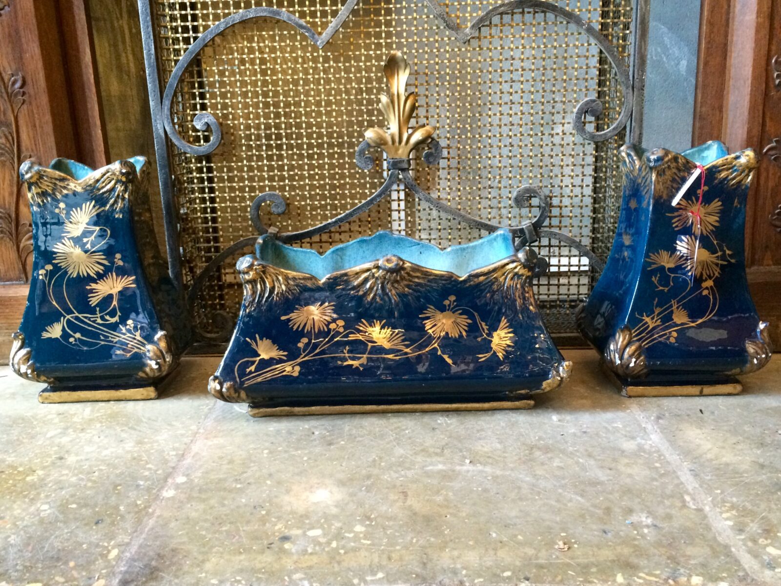 Набор антикварных ваз Модерн XX века.