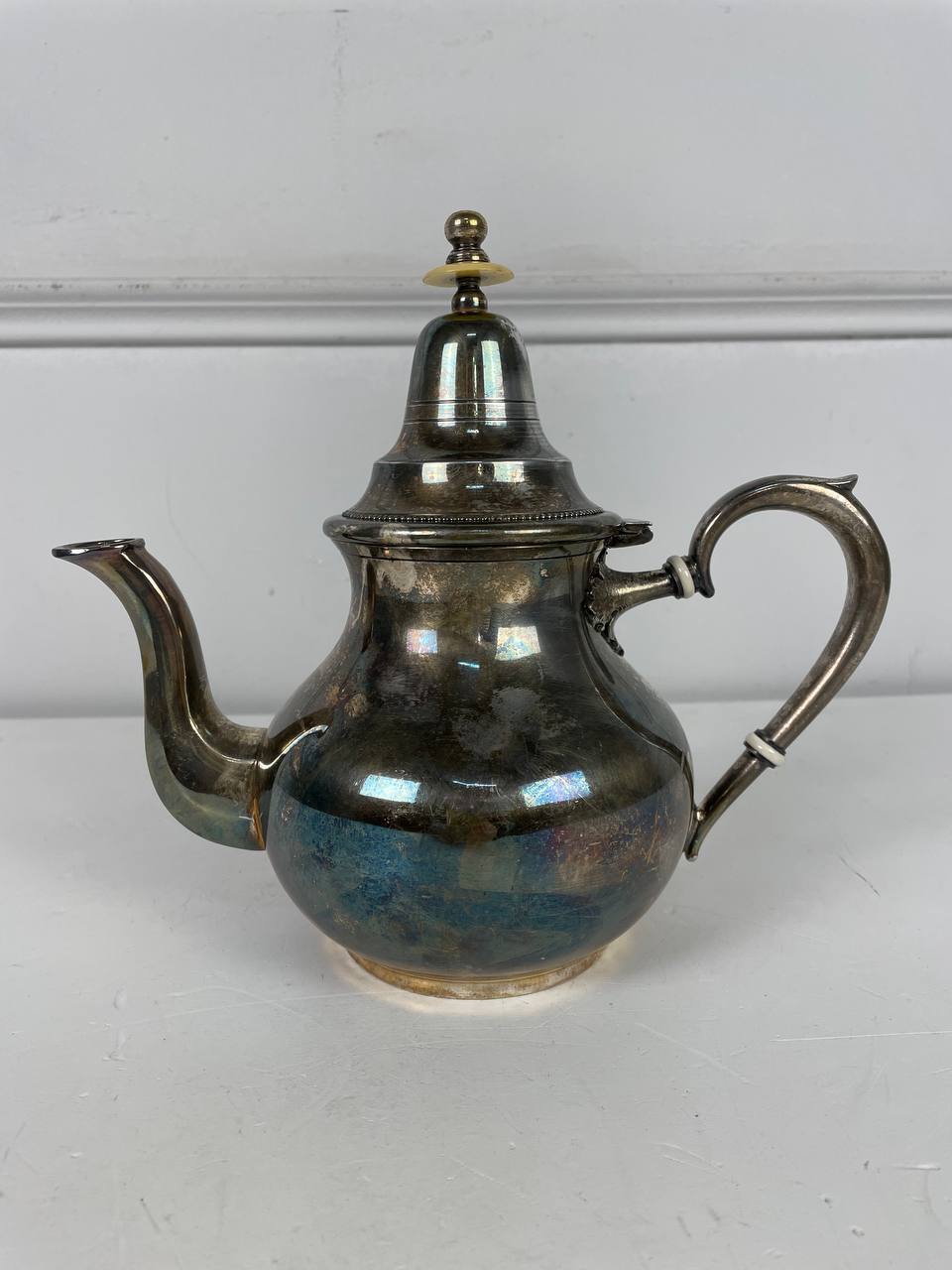 Антикварный чайник Richard Wright. Manchester в восточном стиле