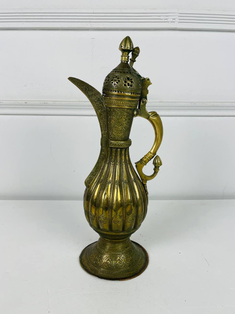 Кувшинчик в азиатском стиле