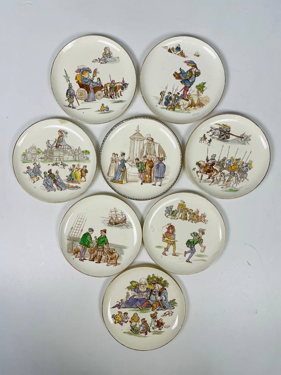 Комплект антикварных тарелочек «Гаргантюа и Пантагрюэль»