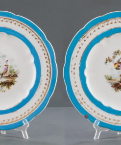 Пара тарелок с изображением райских птиц XIX век Франция.