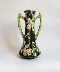 Большая антикварная ваза, стиль Ар Нуво, начало XX века, Франция.