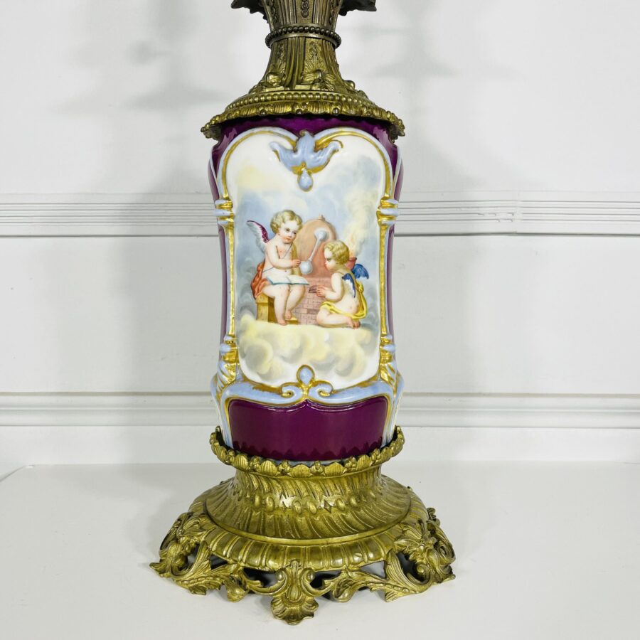 Керосиновая лампа конца XIX века из Франции.