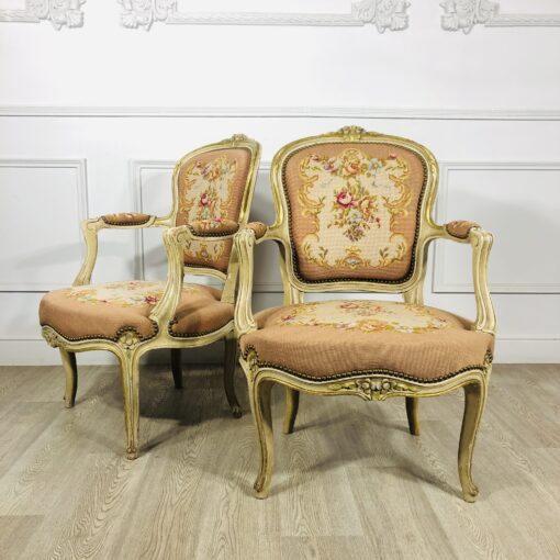 Парные антикварные кресла середины XX века, Франция.