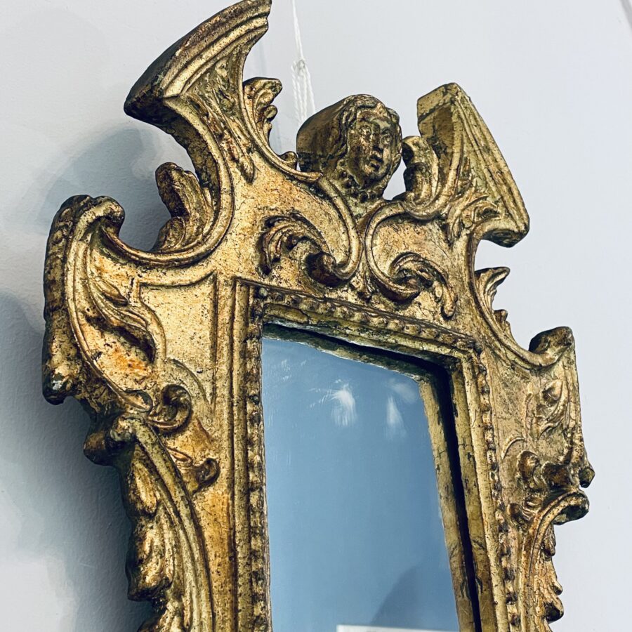 Антикварное небольшое зеркало начала ХХ века из Франции.